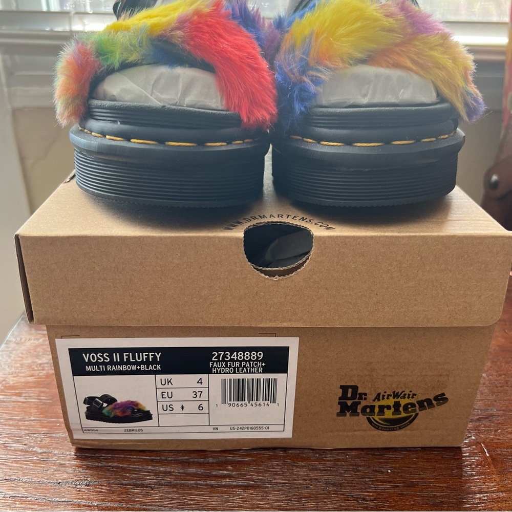 RARE Dr. Martens VOSS II FLUFFY FAUX FUR STRAP SANDALS, UK4/US 6, NIB - Picture 9 of 11